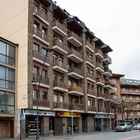 Refugio Familiar Amplio En I Andbnb * La Massana